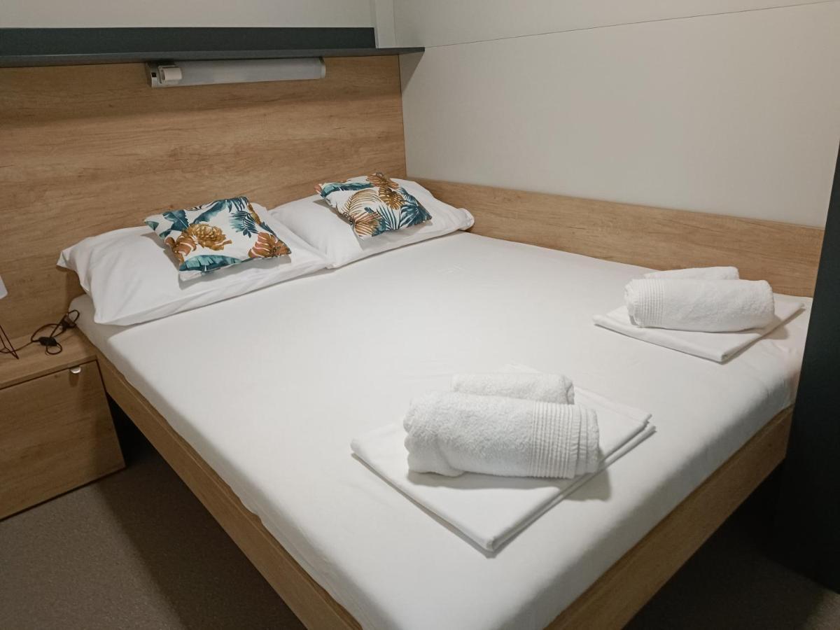 Sak Mobile Home Privlaka Privlaka  Eksteriør bilde